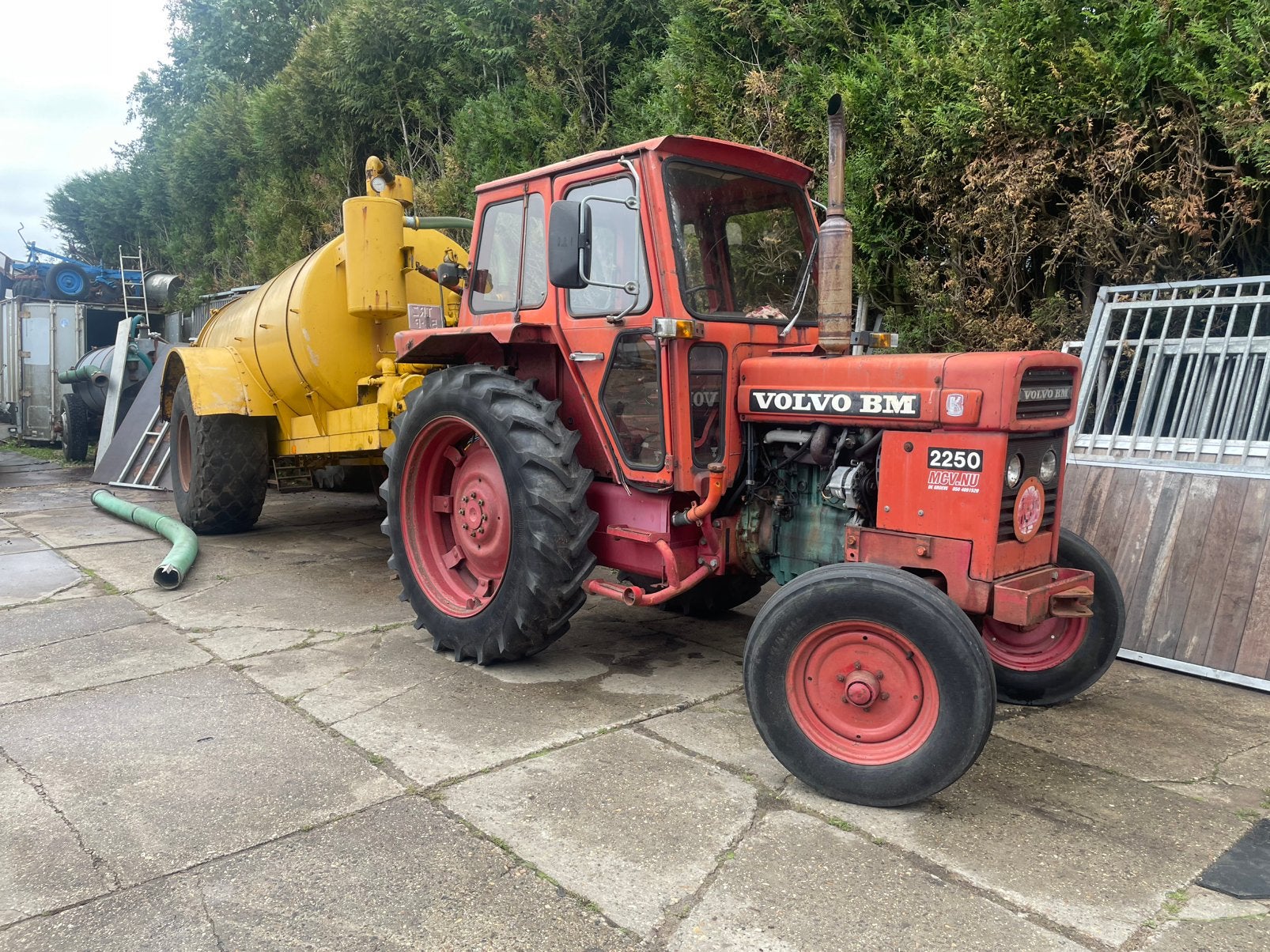Volvo 2250 €4400, Enlèvement ou Envoi