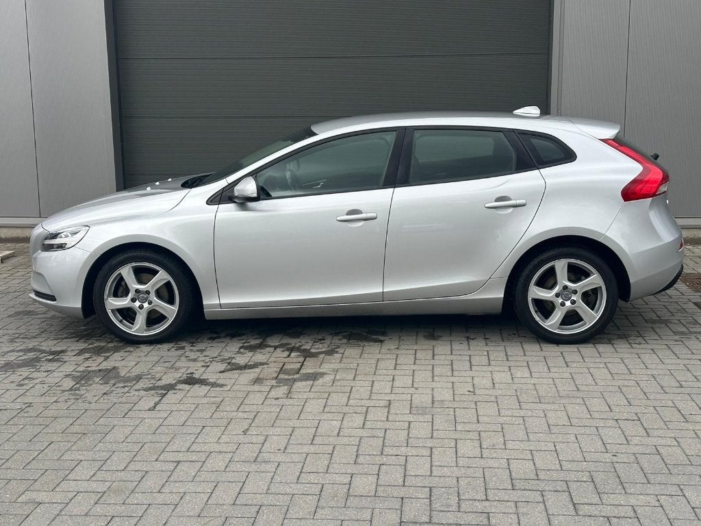 Volvo V40 benzine zetelverwarming, 90 kW, Argent ou Gris, Achat, Euro 6