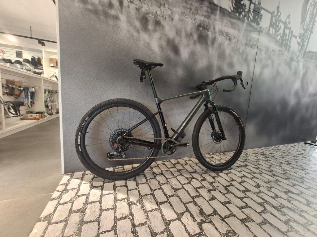 GIANT REVOLT X ADVANCED PRO 0 M AIRGLOW/BLACKCURRANT(2023), Enlèvement, Neuf, Carbone, Giant