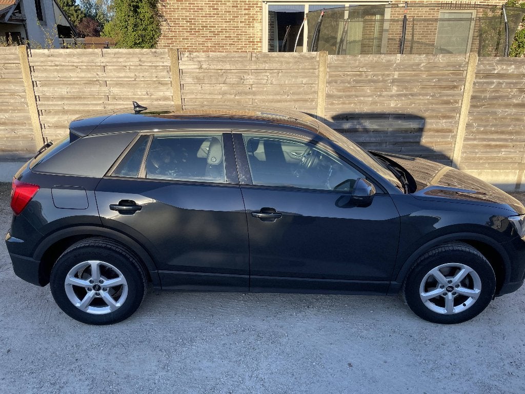 Audi Q2, Autos, Achat, Noir, 5 portes, 5 places