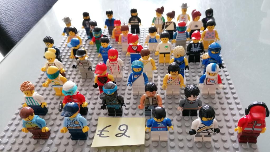 Verschillende lego figuurtjes. Prijzen zie foto's. €2, 3, 5., Ophalen, Lego