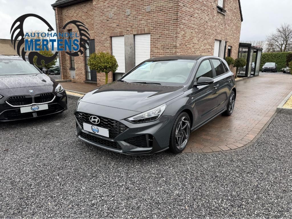 Hyundai i30 HB 1.5 T-GDi MHEV 140PK N-Line DCT NIEUW 0KM, Autos, Hyundai, Euro 6, Entreprise, Noir, 5 portes