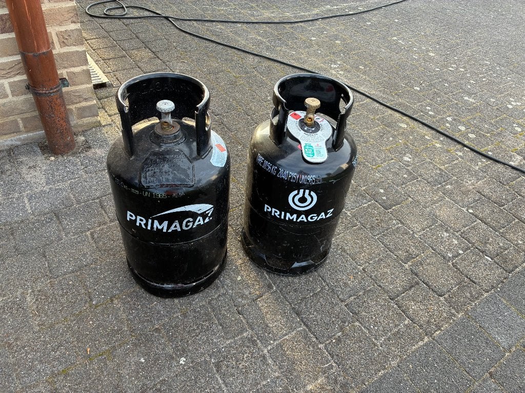 Deux bouteilles de gaz Prima, Enlèvement, Comme neuf