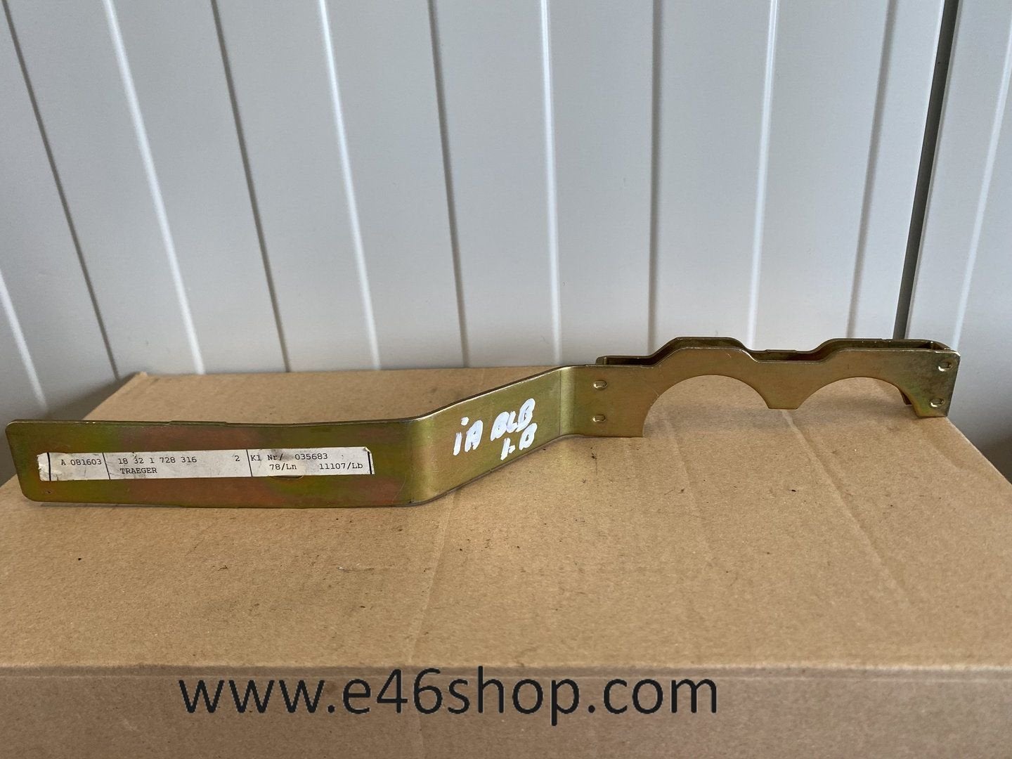 UITLAATSTEUN BMW E34  525i OE 18321728316, Auto-onderdelen, -, -, Nieuw, Ophalen of Verzenden