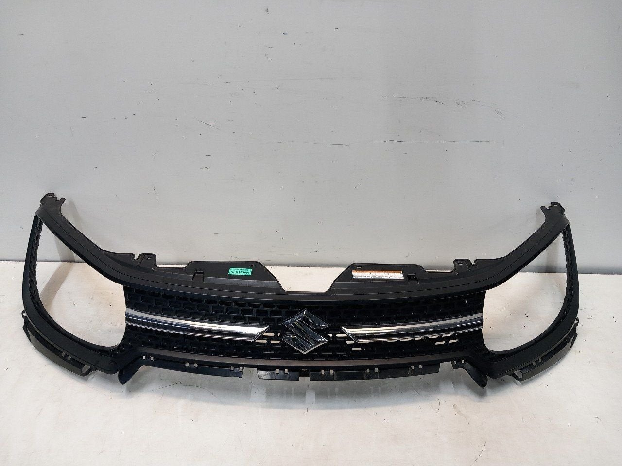 Grille Suzuki Ignis, Onderdelen@venauto.nl, Van der Ven Autorecycling B.V., Ettenseweg 76, 4706 PB Roosendaal, The Netherlands