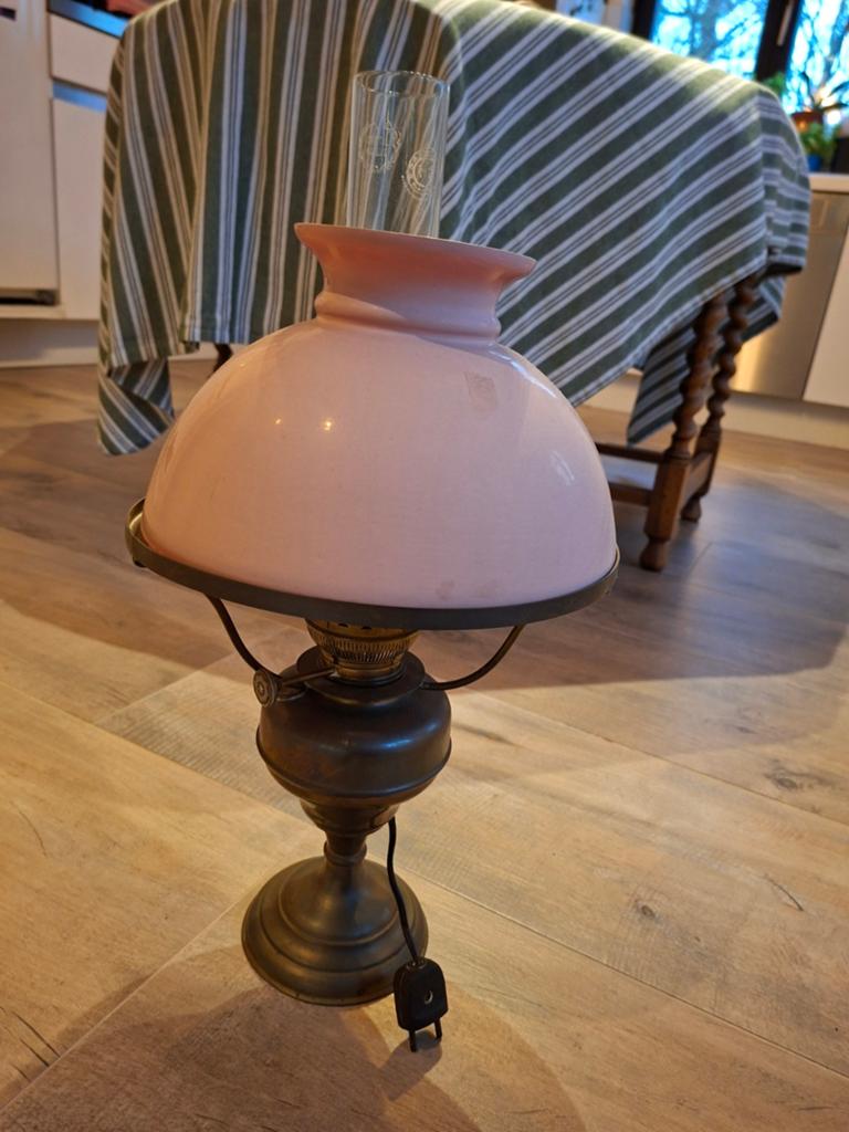 Retro lamp roze, Ophalen