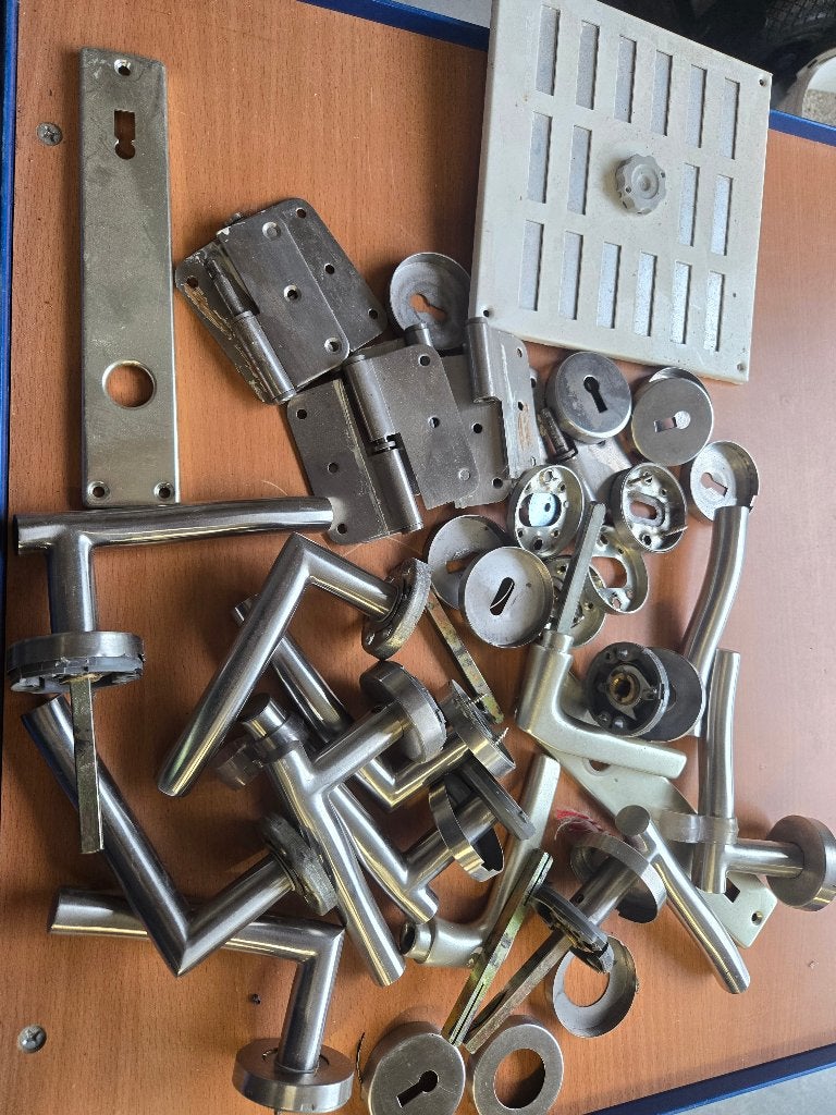 deurklinken en scharnieren inox, Ophalen, Gebruikt, Metaal, Overige typen