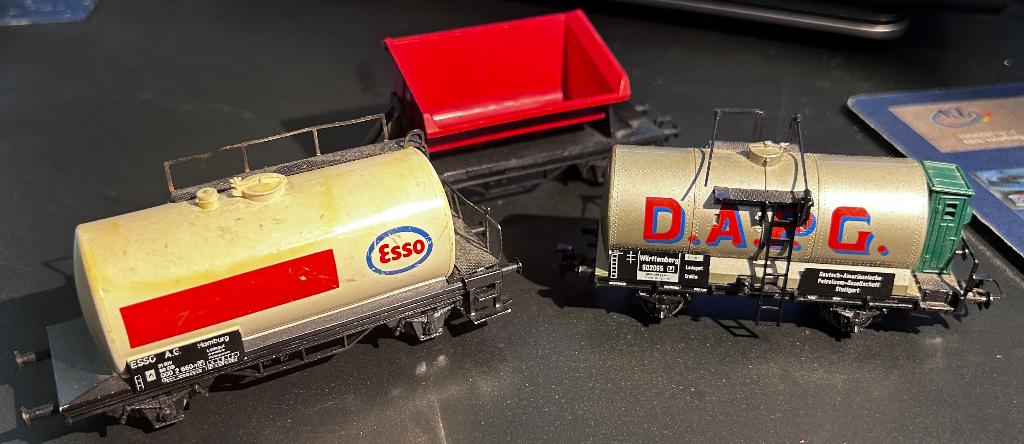 3319. Lot de 3 wagons abimés H0 Märklin., Enlèvement ou Envoi, Utilisé, Wagon, Märklin