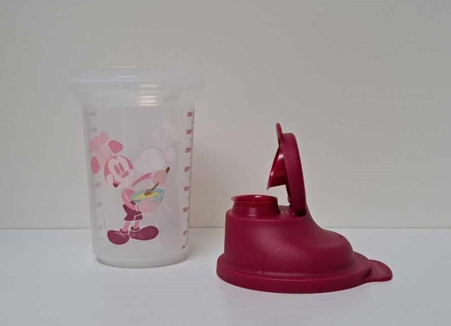 Tupperware™ « Shaker Verseur » 350 ml - Disney, Maison & Meubles, Cuisine| Tupperware, Neuf, Récipient ou Bol, Blanc, Violet, Envoi