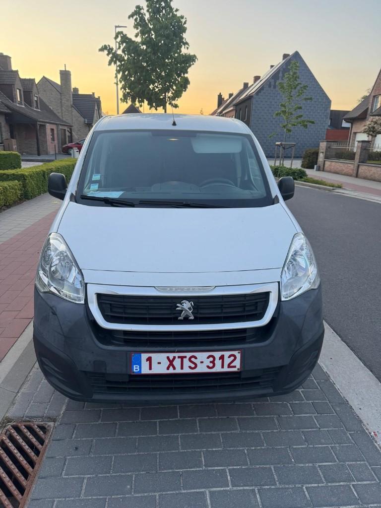 Peugeot Partner 1,6 hdi, Auto's, Beige, 4 cilinders, 1600 cc, Particulier