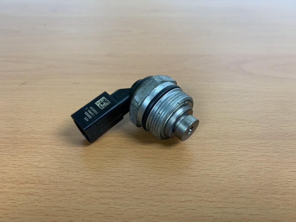 sensor hogedrukpomp 1.6 FSI 03C127025R golf touran audi A3, -, Utilisé, Audi, -