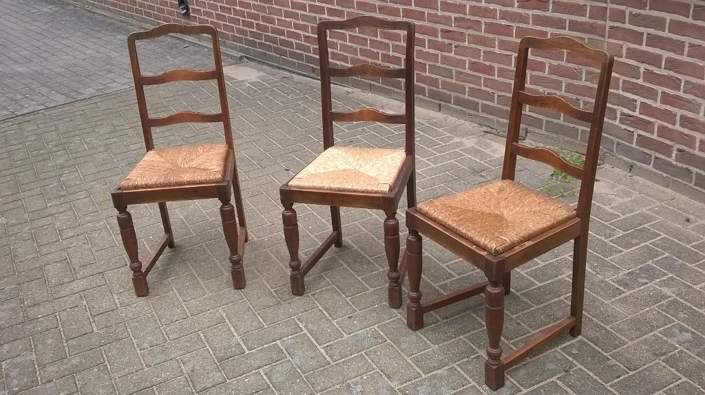 3 eikenhouten stoelen, Ophalen