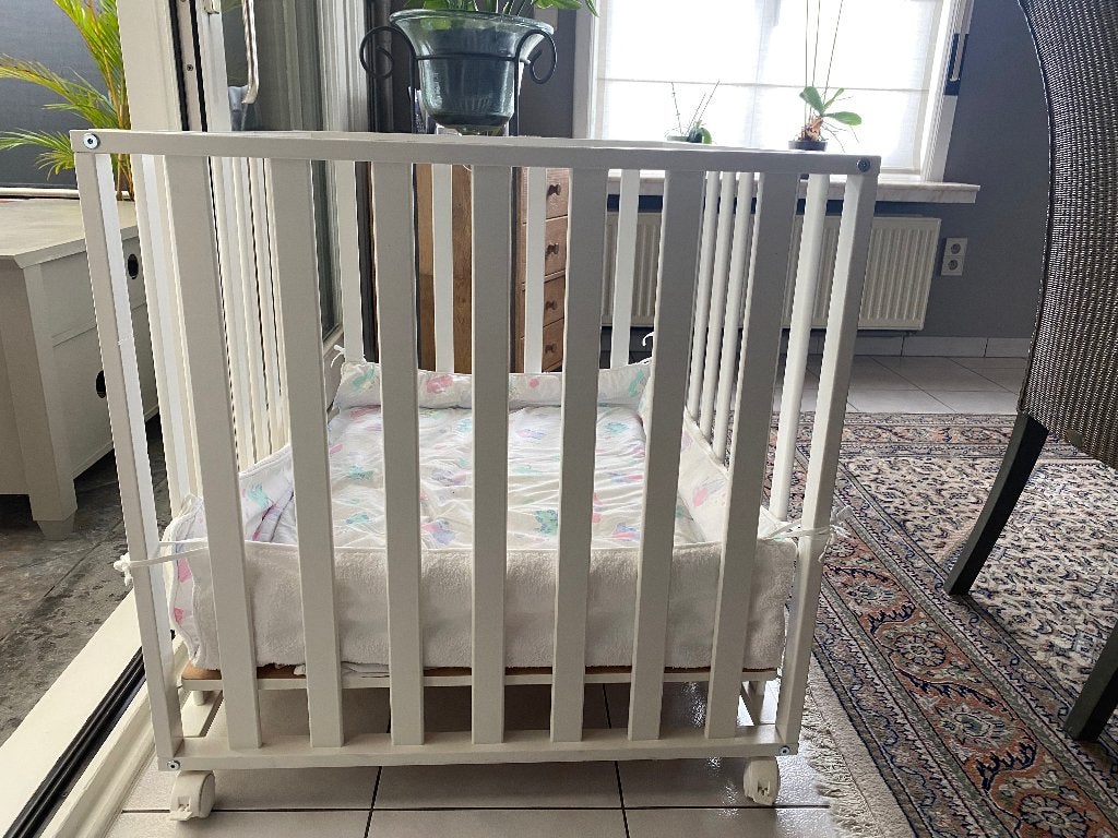 Babypark op wieltjes met verstelbare bodem, Enlèvement, Comme neuf, Carré, Réglable en hauteur