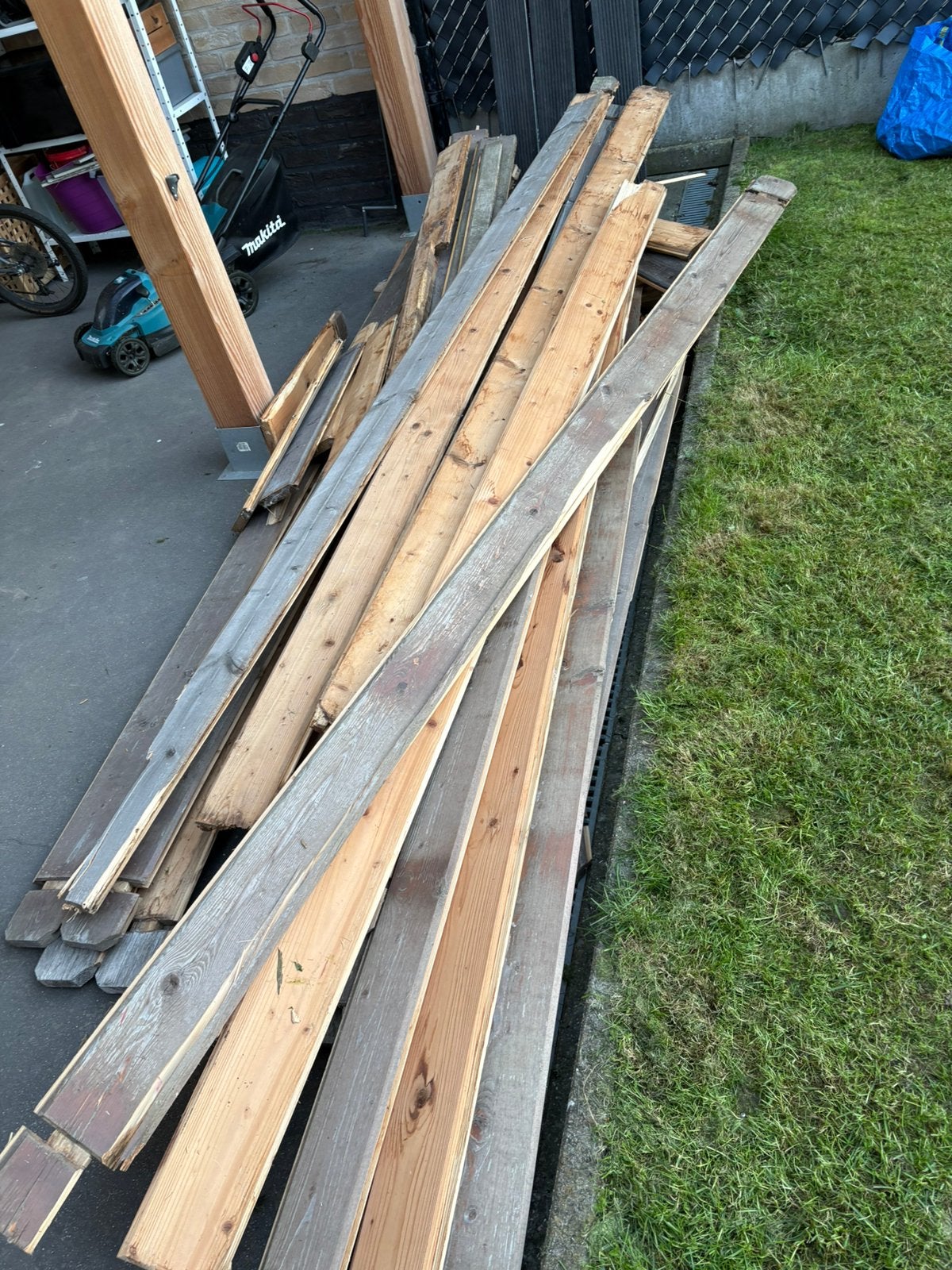 Gratis (brand)hout GERESERVEERD, Doe-het-zelf en Bouw, Ophalen