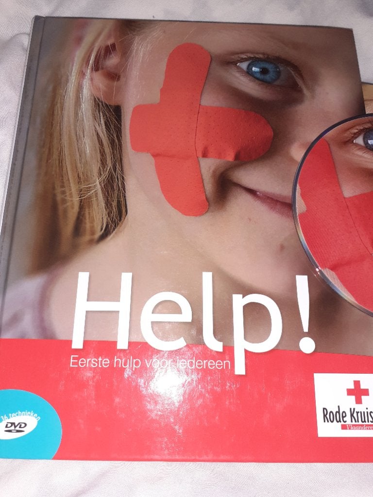 Help Ehbo boek + cd, Ophalen, Zo goed als nieuw