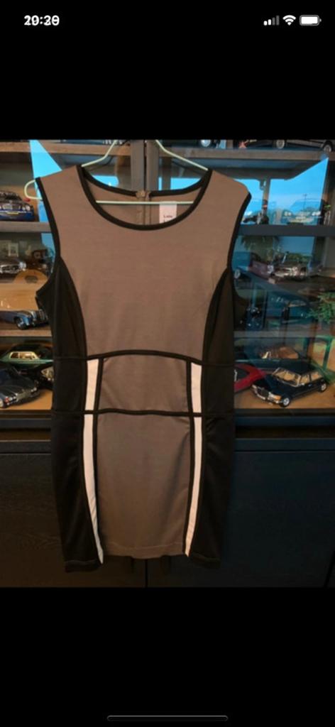 Robe Lola&Liza, Enlèvement ou Envoi, Porté, Taille 42/44 (L)
