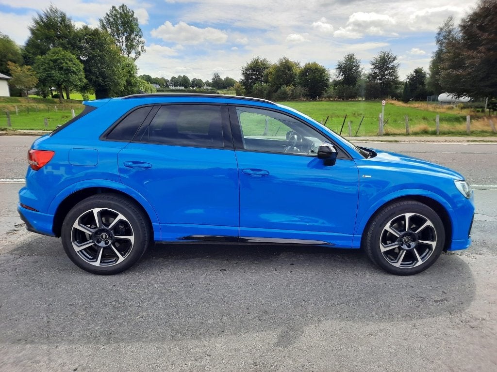 Audi Q3 35 2.0 TDI S-line S-tronic Diesel, Auto's, Audi, 4 cilinders, Bluetooth, Bedrijf, 5 deurs