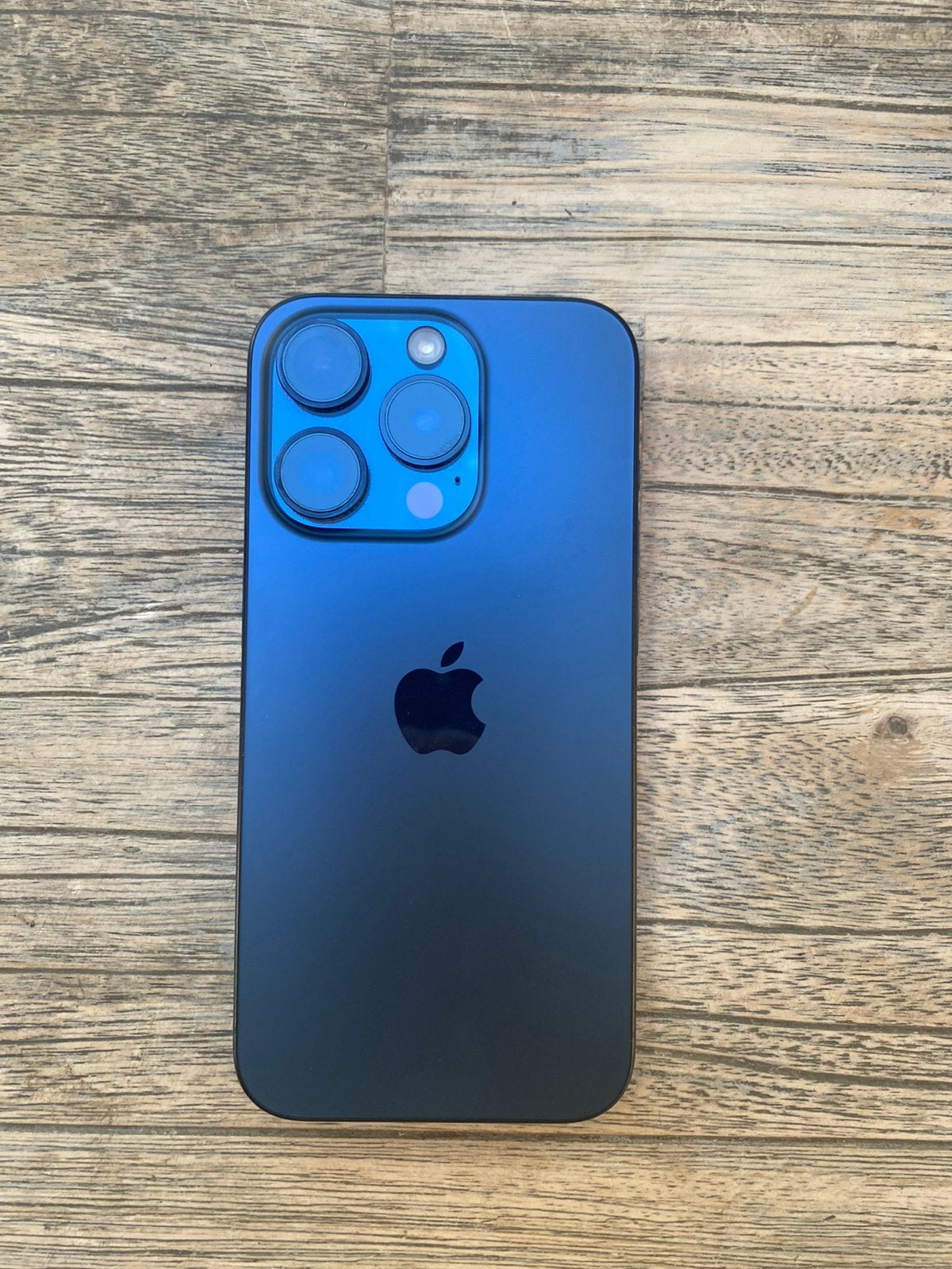 Iphone 15 pro bleu titanium, Télécoms, Téléphonie mobile | Apple iPhone, 128 GB, IPhone 15, Enlèvement ou Envoi, Reconditionné