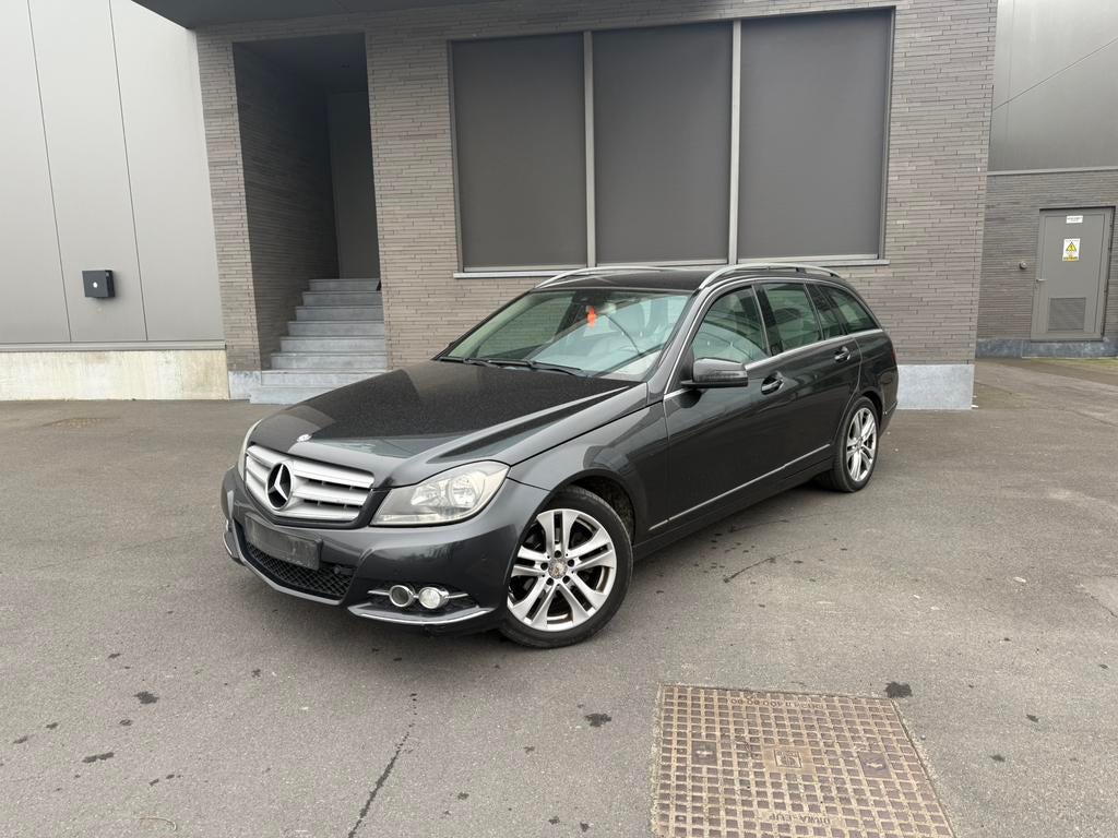 Mercedes C200/2012/274 000 km/2,2 gazole/100 kW, Autos, Mercedes-Benz, Euro 5, Achat, Entreprise, Boîte manuelle
