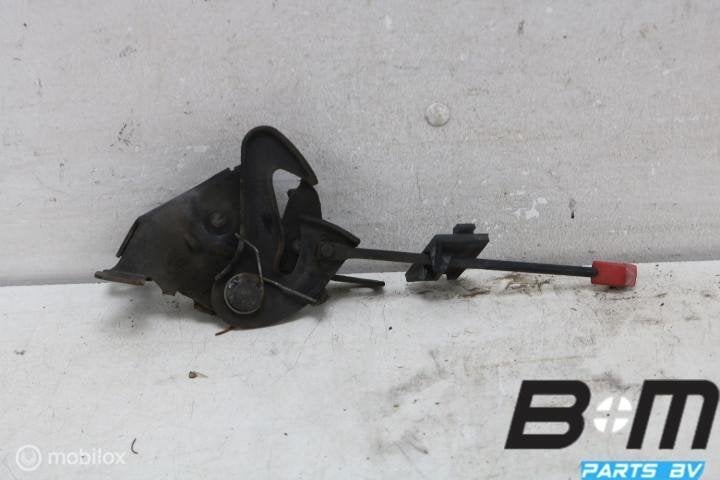 Motorkapslot VW Transporter T4 7D0823509B, Utilisé