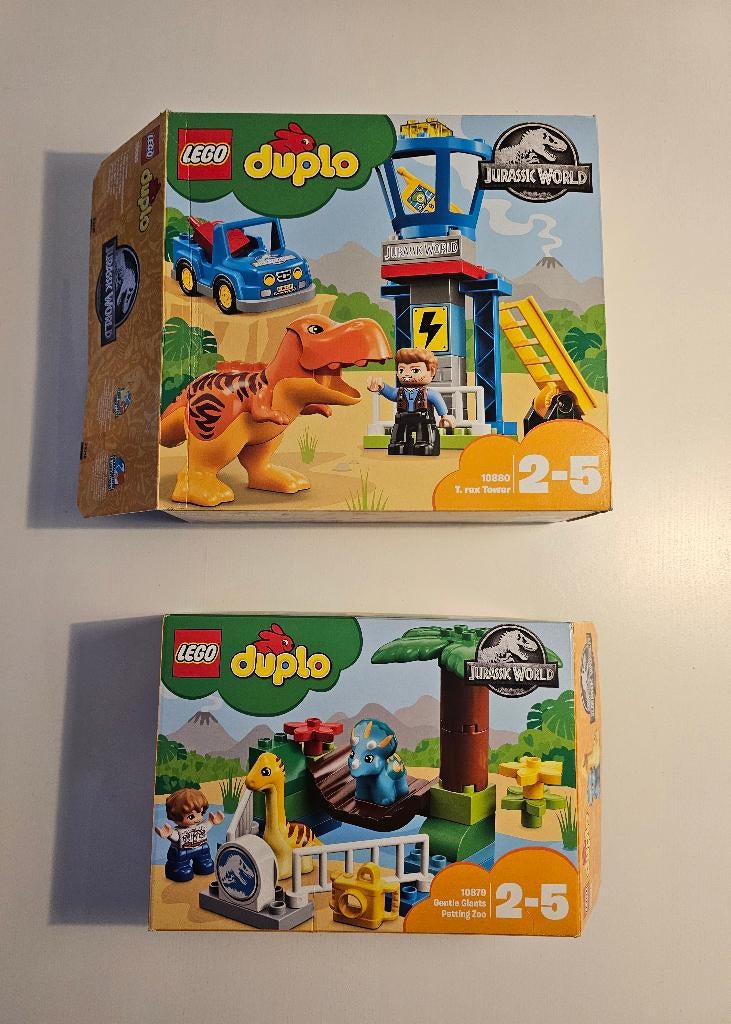 LEGO DUPLO Jurassic World sets (10880 + 10879), Jurassic World, Compleet, Ophalen of Verzenden, Zo goed als nieuw