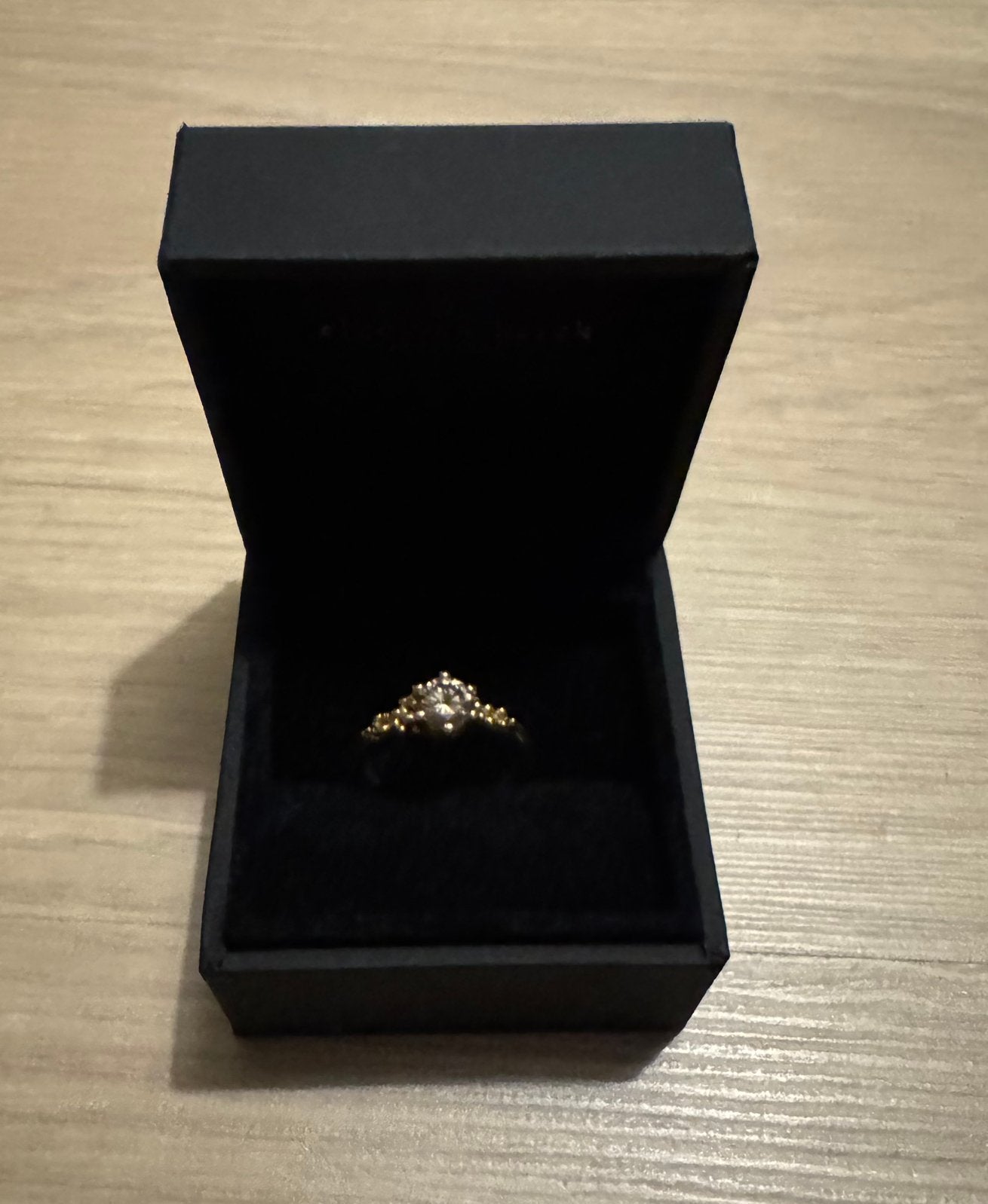Verlovingsring 18kt goud en 0.64cts diamant, Handtassen en Accessoires, Ophalen, Zo goed als nieuw, Goud