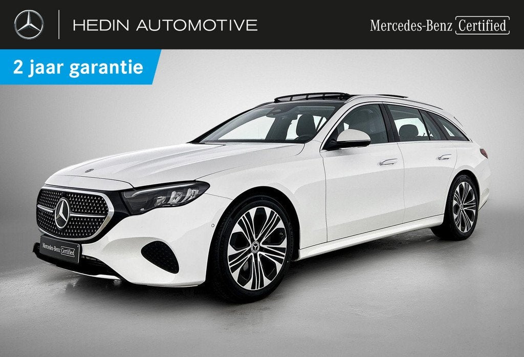 Mercedes-Benz E-Klasse 200 Break Luxury Line | Panoramisch D, Auto's, Automaat, Gebruikt, 4 cilinders, 1905 kg
