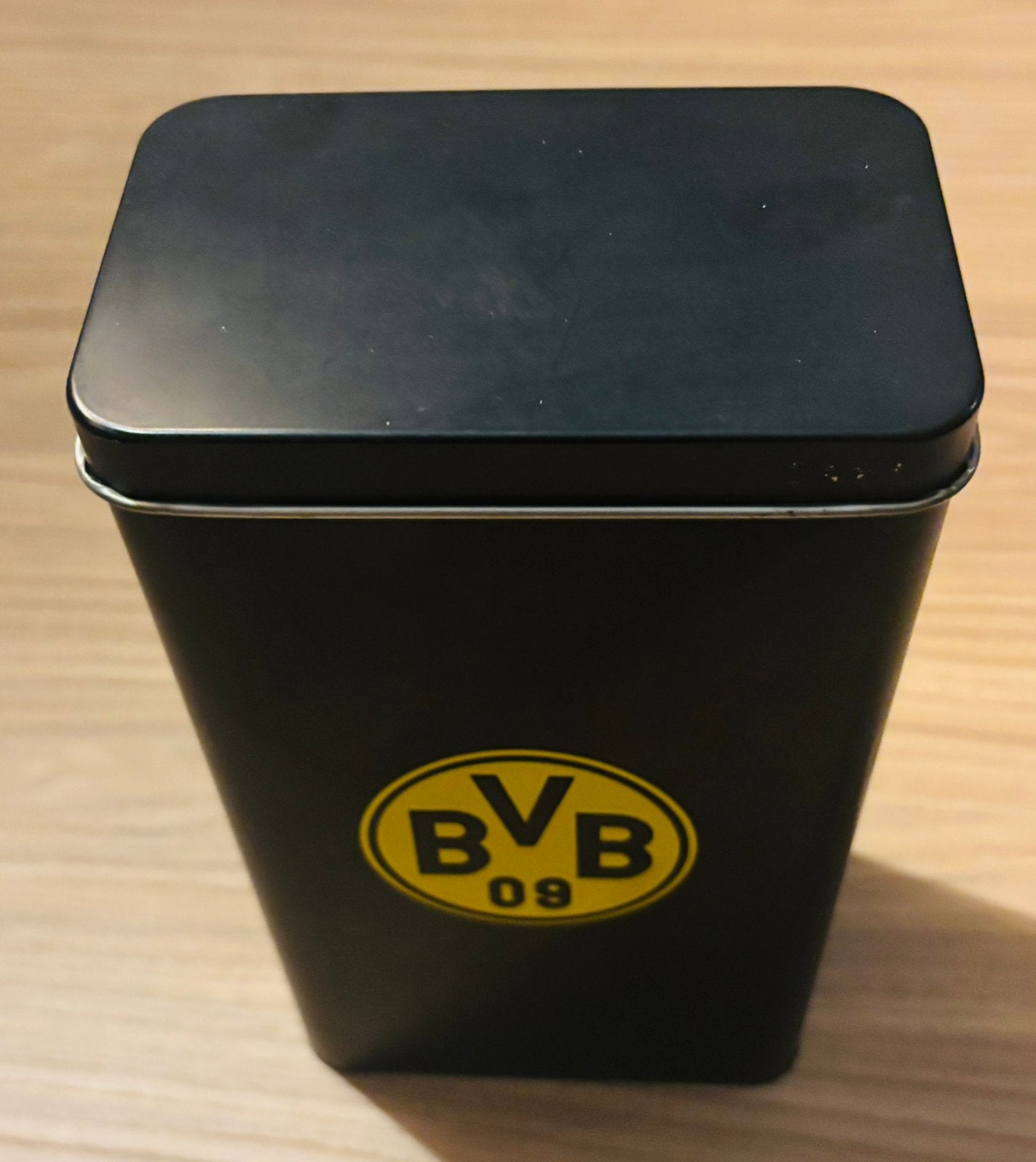 Boîte en fer blanc Borussia Dortmund 2015/16, Enlèvement ou Envoi, Comme neuf