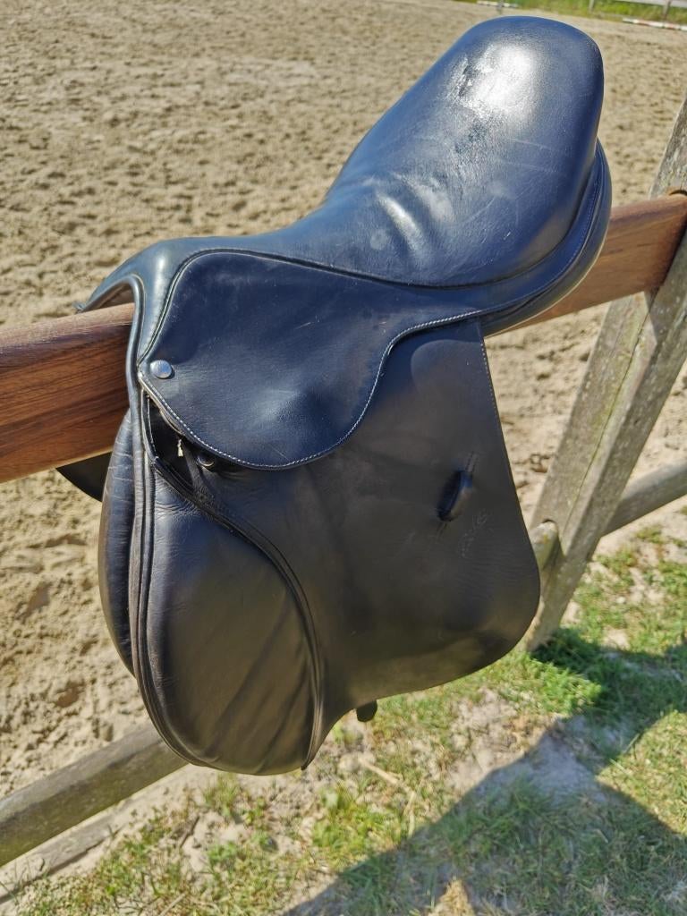 Selle supérieure Selle de saut Zaldi Royale 17", Enlèvement, Utilisé, Obstacle