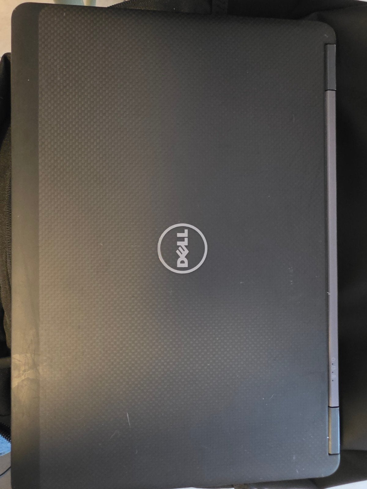 Laptop, 250 GB, Intel i5, SSD, Enlèvement ou Envoi