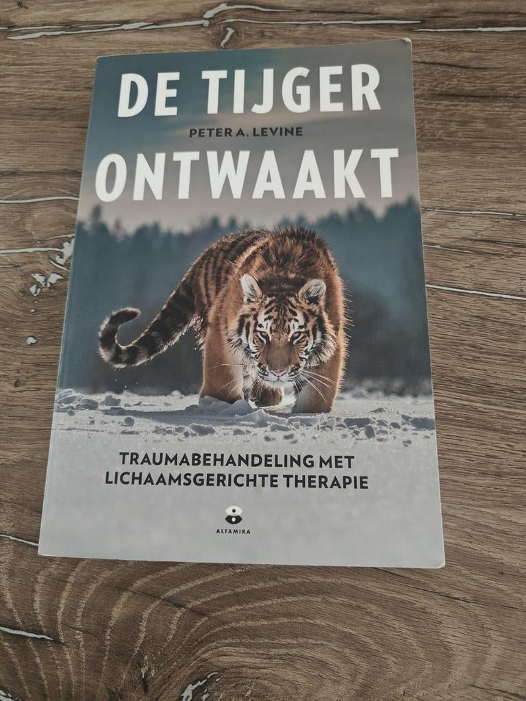 Peter A. Levine - De tijger ontwaakt, Ophalen of Verzenden, Peter A. Levine