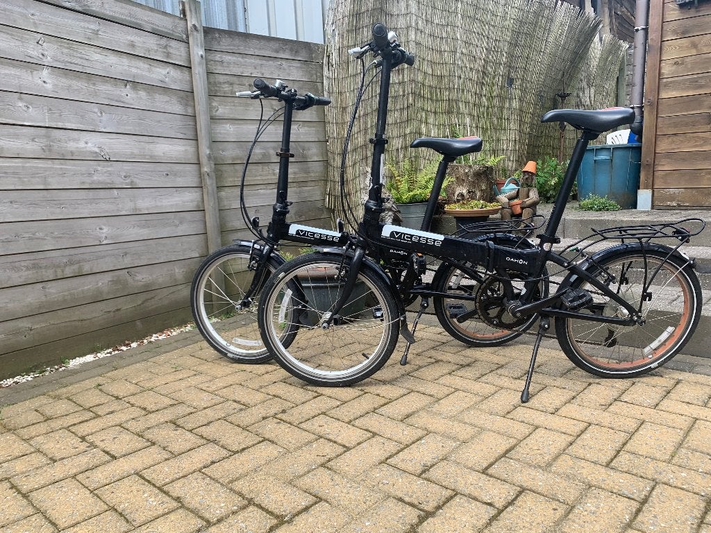2 Vouwfietsen DAHON Vitesse, Fietsen en Brommers, Fietsen | Vouwfietsen, Zo goed als nieuw, Dahon, 20 inch of meer, Totaal opvouwbaar