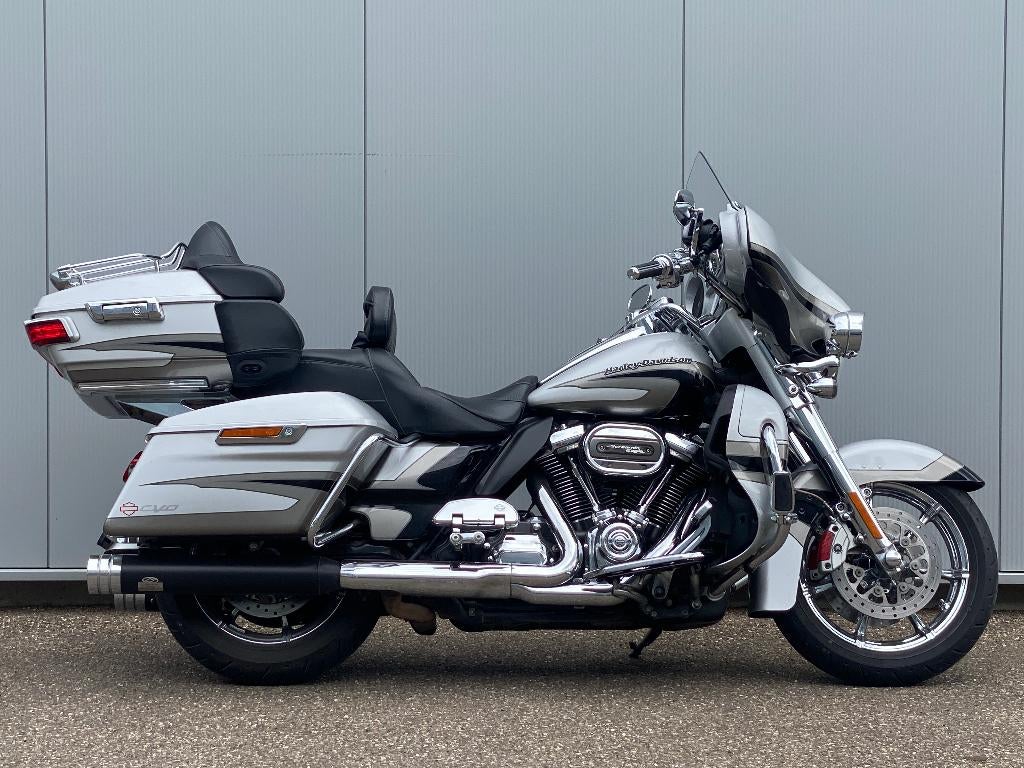 Harley-Davidson CVO Ultra Limité/Drjekill & MrHyde/Full, Motos, Motos | Harley-Davidson, Entreprise, Chopper, plus de 35 kW, 2 cylindres