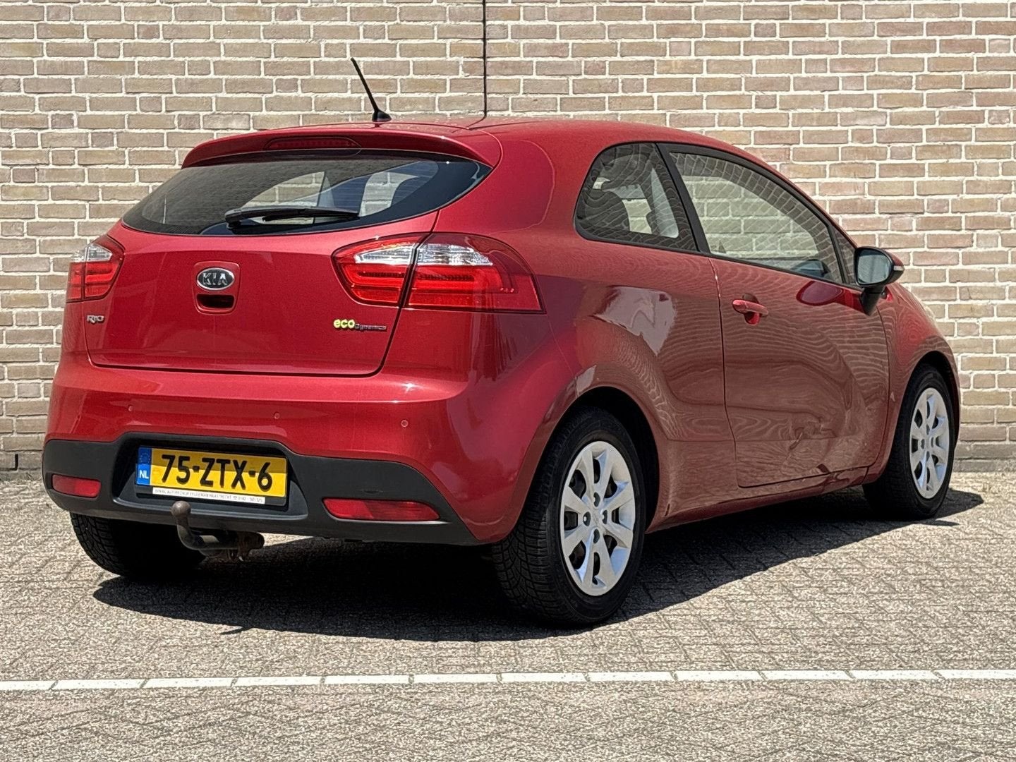 Kia Rio 1.2 CVVT Plus Pack | Airco | Cruise | PDC | Trekhaak, Autos, Kia, Rouge, Achat, Entreprise, Rio