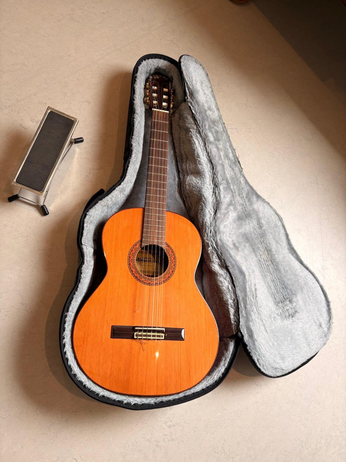 Klassieke gitaar Almansa Modelo 424, Musique & Instruments, Enlèvement, Comme neuf