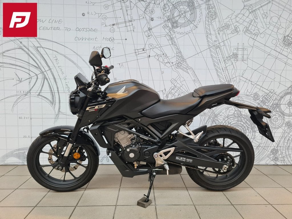 Honda CB125R (bj 2025), Motoren, Bedrijf, 125 cc, Overig, 11 kW of minder