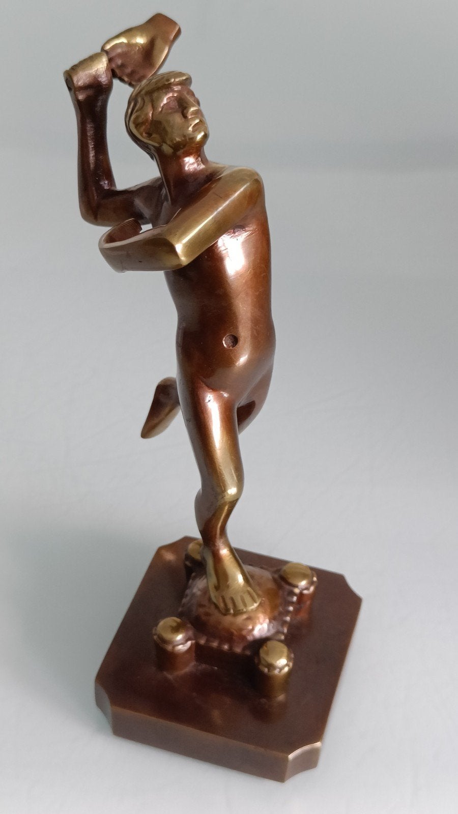Vintage koper/messing beeldje Brabo., Antiquités & Art, Statue, Homme, Moins de 20 cm, Enlèvement