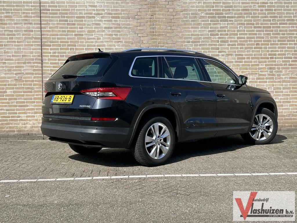 Skoda Kodiaq 2.0 TDI Ambition Business | € 10.950,- NETTO! |, Auto's, Skoda, Automaat, Zwart, Adaptieve lichten, Bedrijf