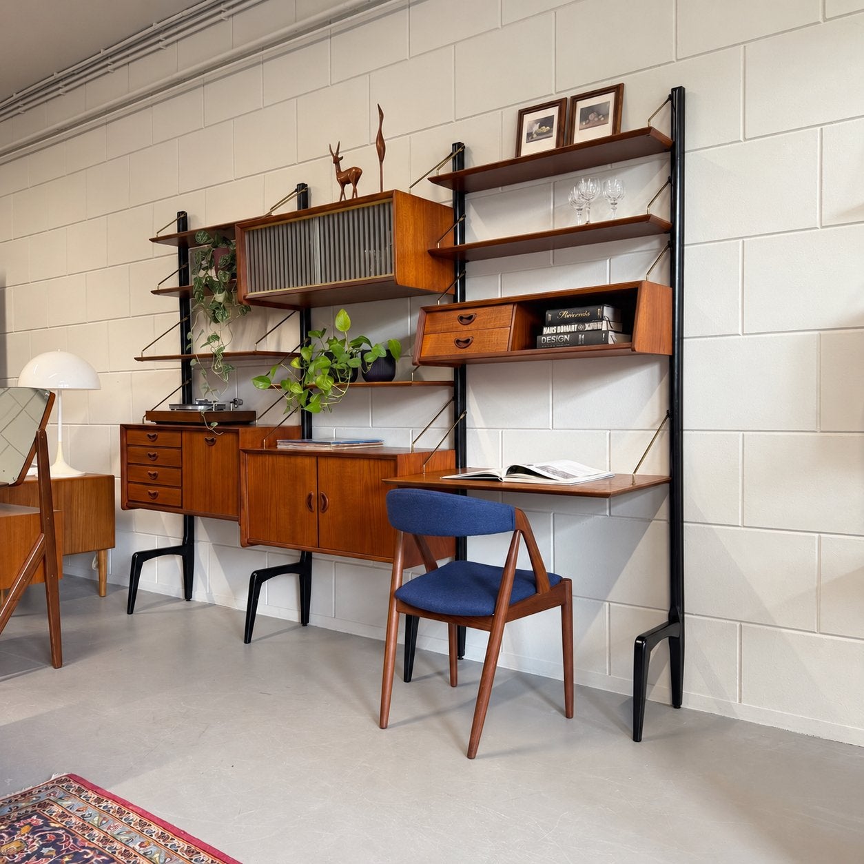 Vintage wandmeubel •Louis van Teeffelen•, 250 tot 300 cm, Gebruikt, 200 cm of meer, Ophalen of Verzenden