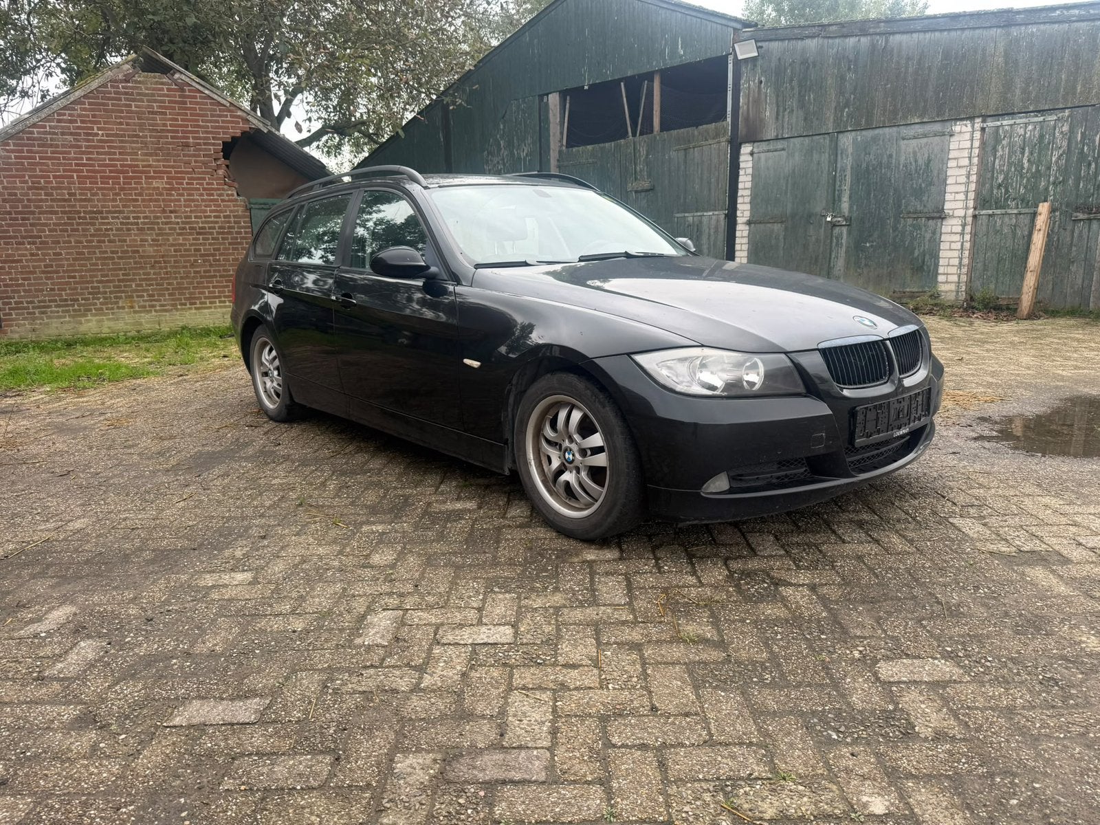 Bmw e91 318d 2007 start en rijdt goed!, Autos, Achat, Boîte manuelle, Noir, 5 portes