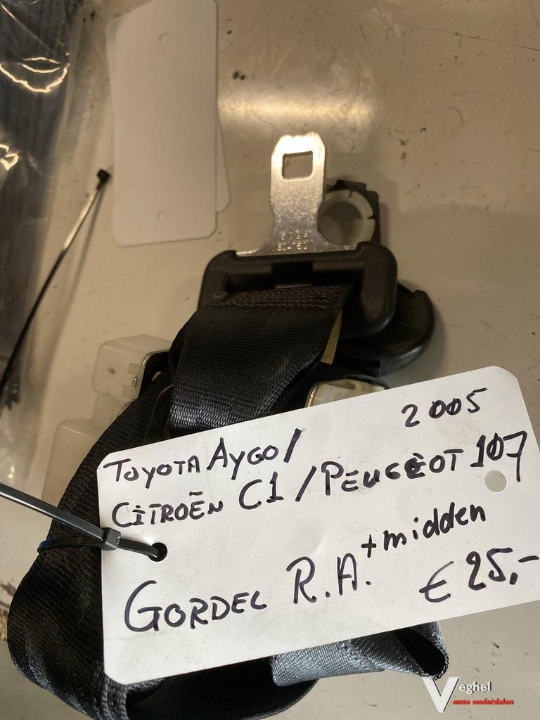 Citroën C1 Toyota aygo Peugeot 107 2005 Gordel Linksachter, Gebruikt, -, -, Ophalen of Verzenden