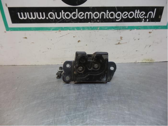 Mécanique de verrouillage portière arrière camionnette d', -, Utilisé, Hyundai, -