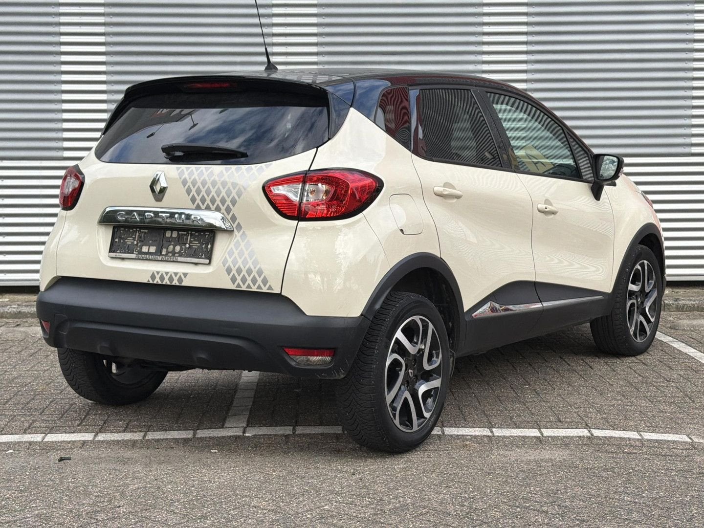 Renault Captur Energy TCe 120 White Edition | Cruise | Clima, Auto's, Zwart, Bedrijf, Handgeschakeld, Cruise Control
