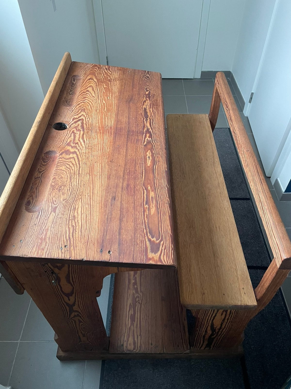 Bureau d'école en bois, Enlèvement, Comme neuf