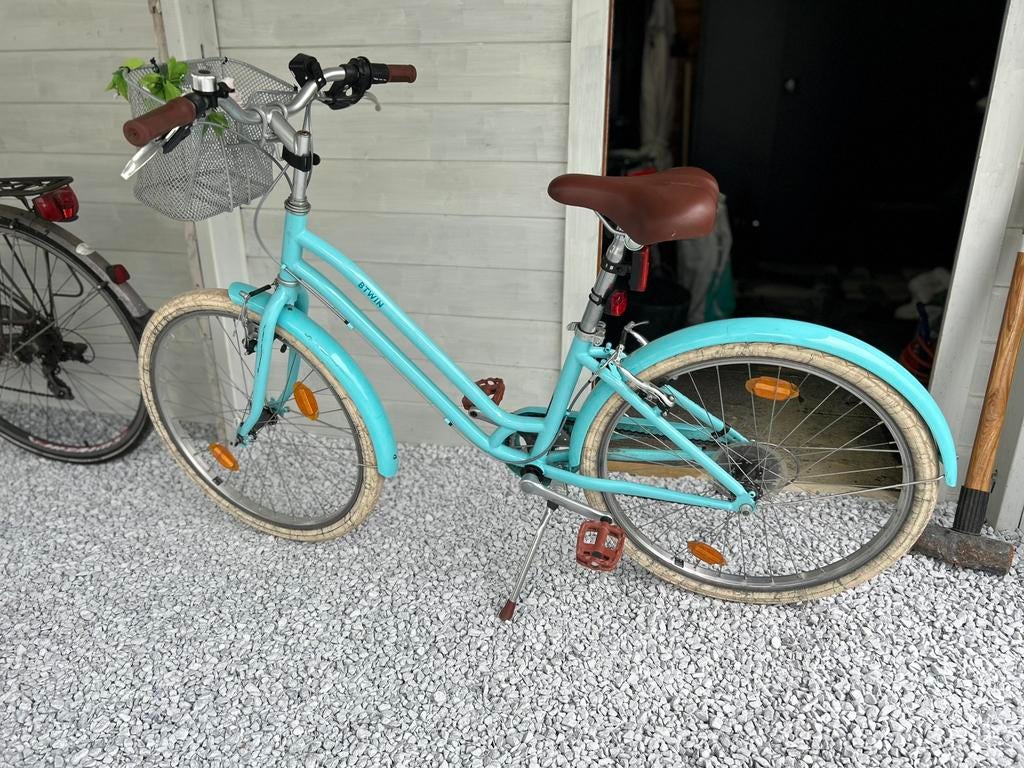 Kinderfiets BTWIN 500 24inch 9-12 jaar, Ophalen, Zo goed als nieuw, Velgrem, B-twin