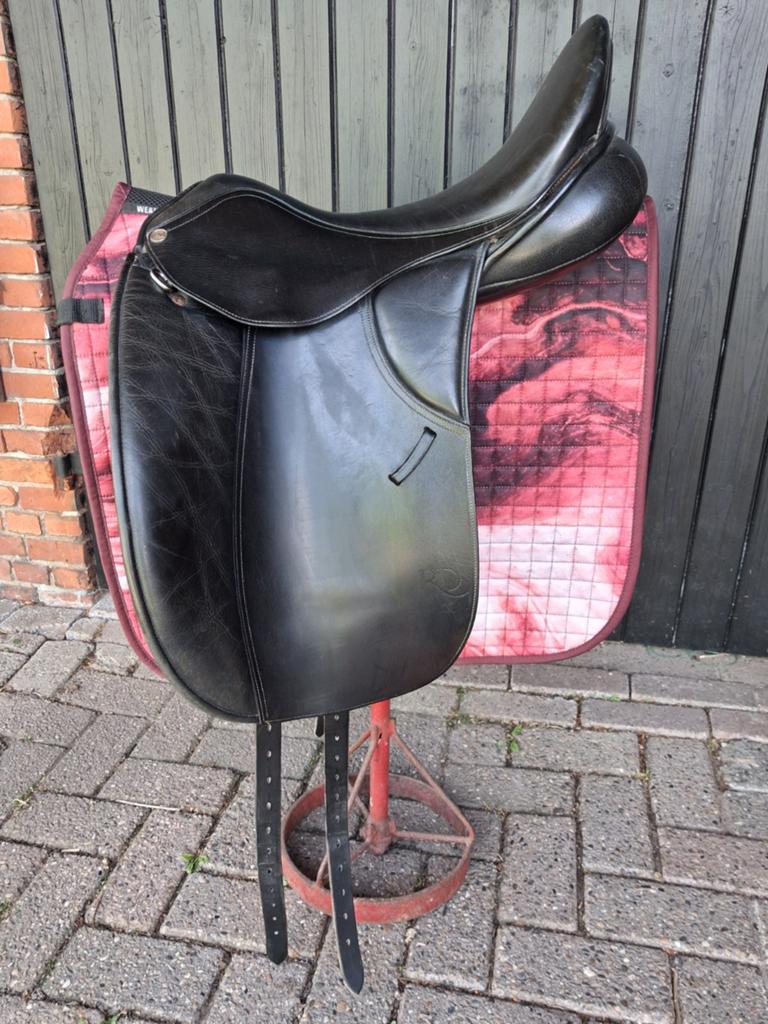 Riuz Diaz dressuurzadel verwisselbare boom, Dieren en Toebehoren, Paarden en Pony's | Zadels, Ophalen of Verzenden
