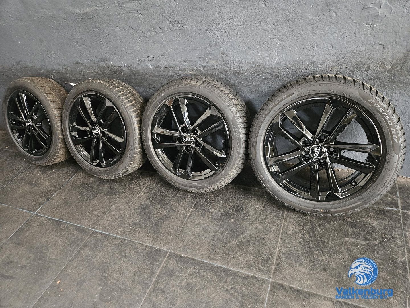 8mm! Originele Audi A3 8Y 17 inch zwarte velgen 5x112 winter, Auto-onderdelen, Banden en Velgen, Gebruikt, -, -, Banden en Velgen