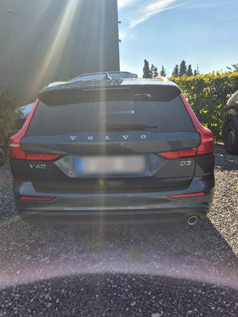 Volvo V60 Geartronic, Autos, Cuir, Achat, 1800 kg, Noir