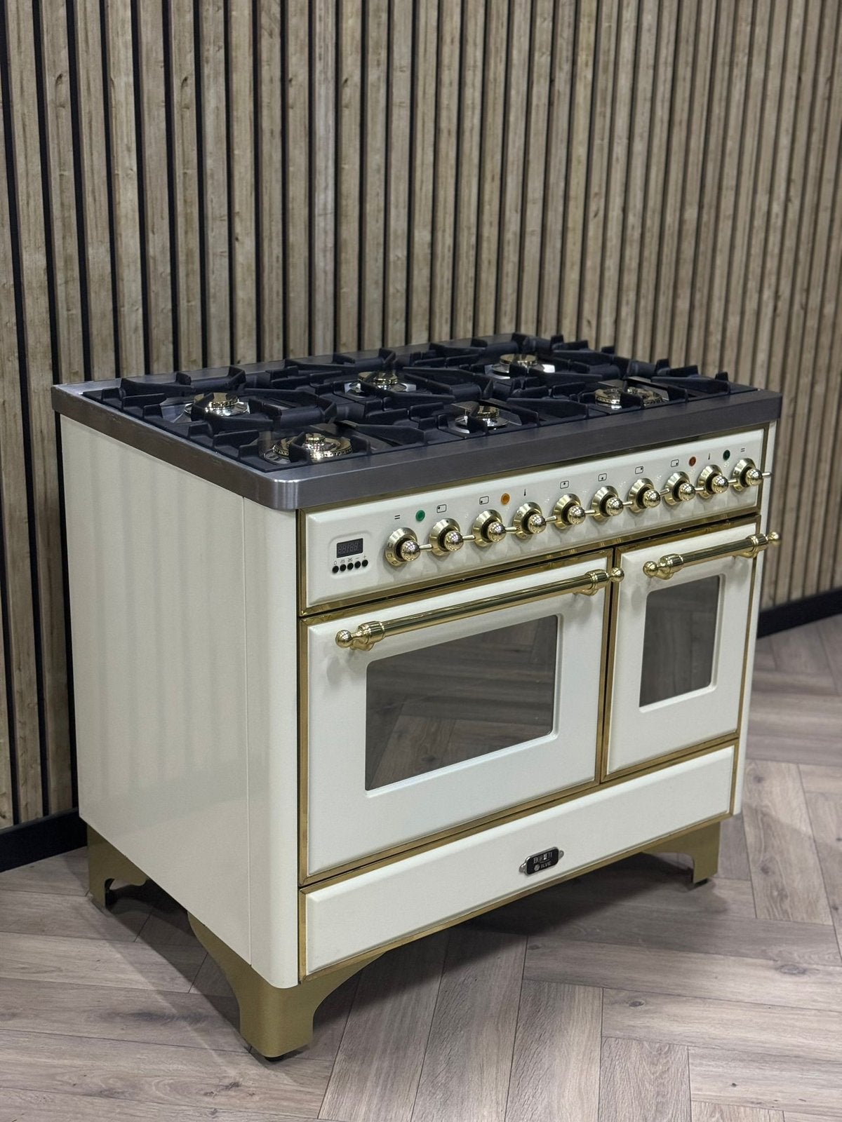 Luxe Boretti Majestic Crème 100cm 6 pits Gas + Elektr. Ovens, Elektronische apparatuur, Ophalen of Verzenden, Gas