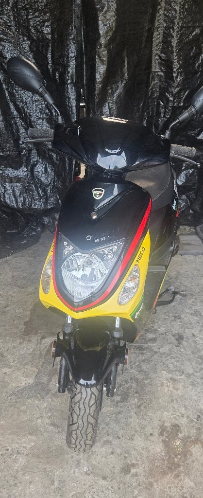 Scooter, Vélos & Vélomoteurs, Autres modèles, 49 cm³, Comme neuf, Enlèvement